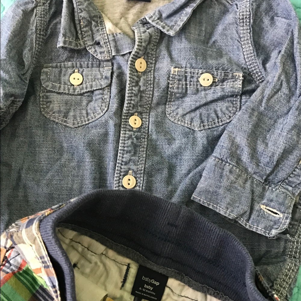 Baby gap boys outfit size 6-12 months